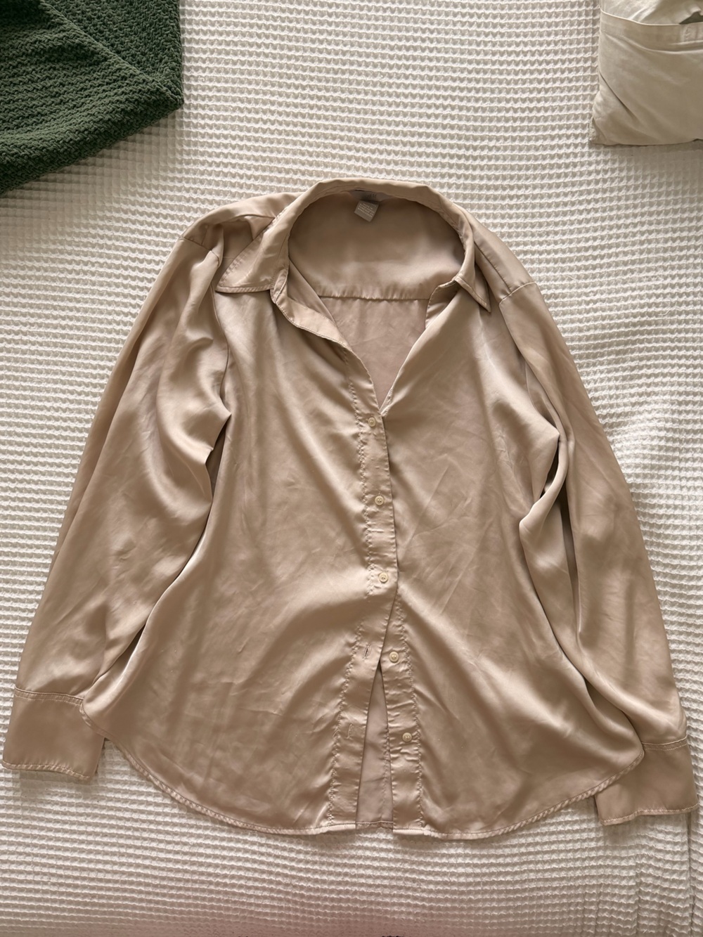 H&M Beige Satin Button-Front Blouse